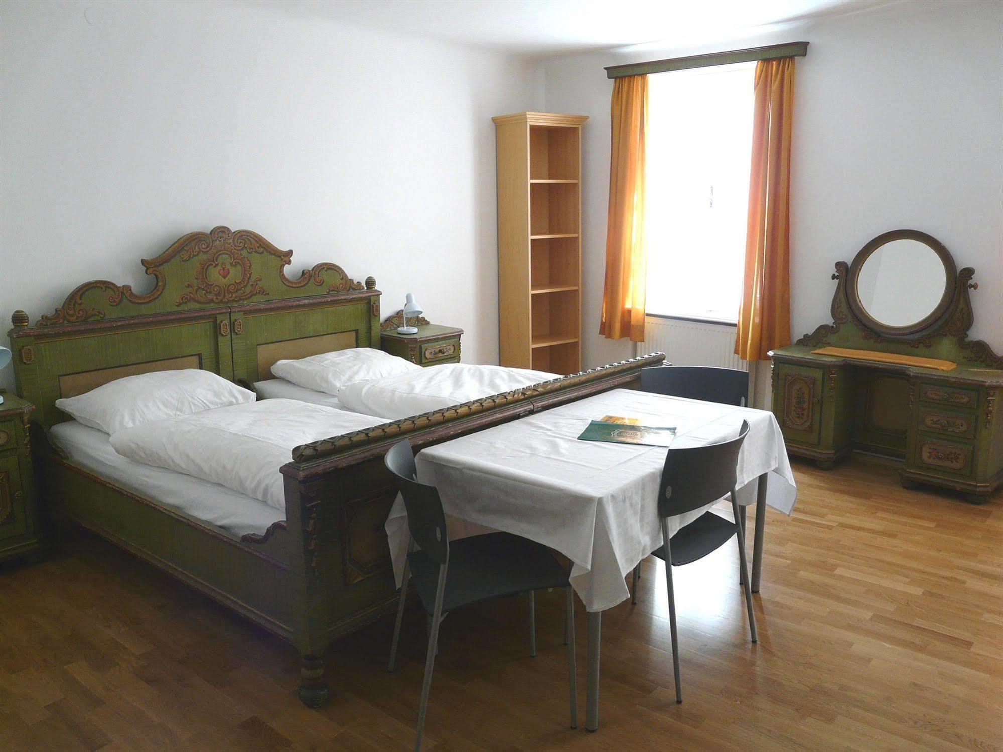 Hotel Schwarzes Roessl Salzburg Eksteriør billede